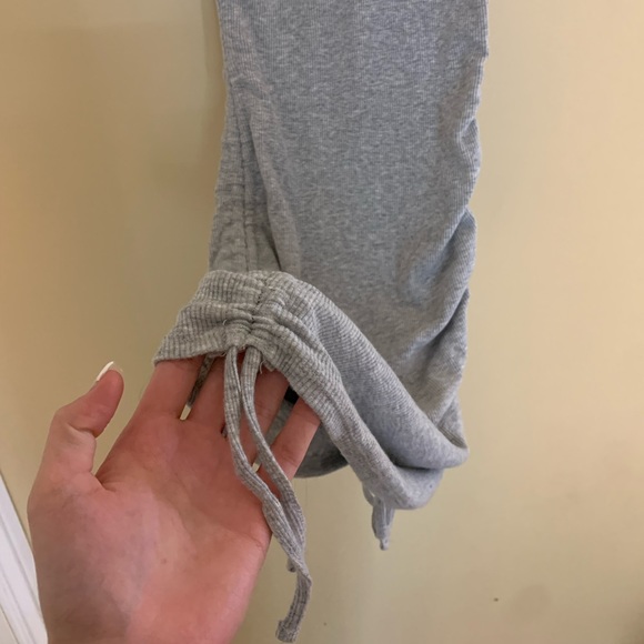 Simple gray dress. Never worn. Size “XS”. Stretchy, could be a “S” too. - Picture 4 of 4